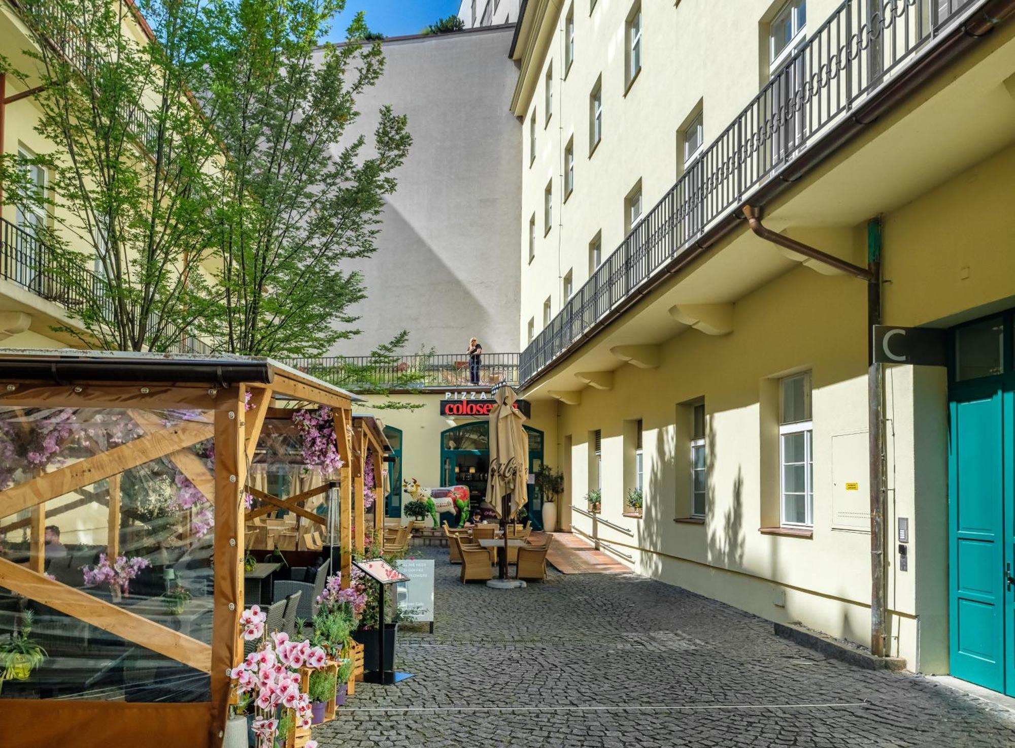 VN48 Suites by Prague Residences Exterior foto